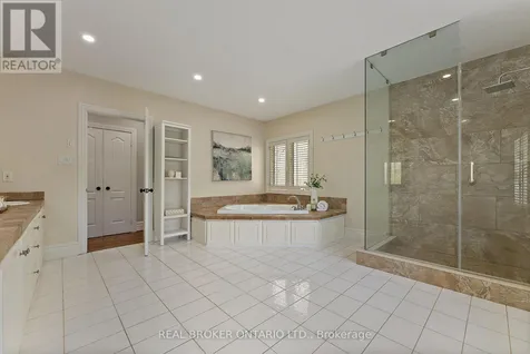 10 Oakview Place Uxbridge ON L9P 0L1