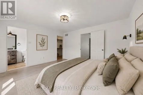 218 Rolling Meadow Crescent Ottawa ON K1W 0B1