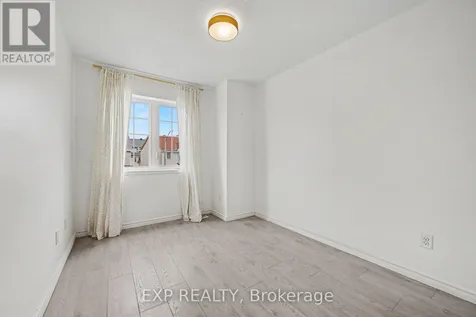 218 Rolling Meadow Crescent Ottawa ON K1W 0B1