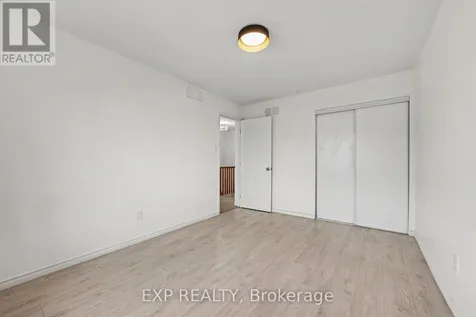 218 Rolling Meadow Crescent Ottawa ON K1W 0B1