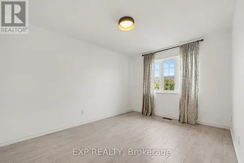 218 Rolling Meadow Crescent Ottawa ON K1W 0B1