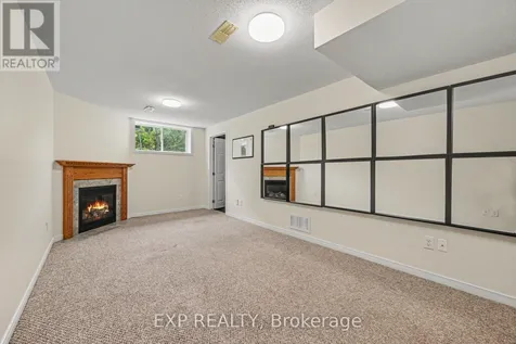 218 Rolling Meadow Crescent Ottawa ON K1W 0B1