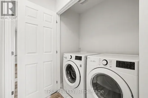 425 Aphelion Crescent Ottawa ON K2J 6N6