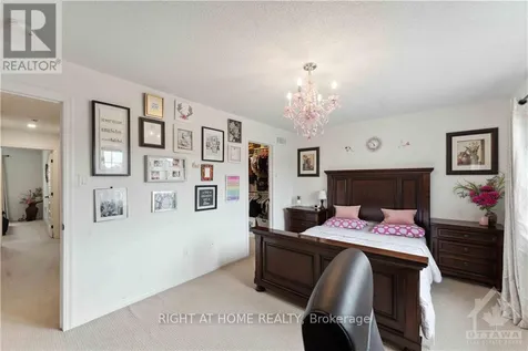 546 Peerless Street Ottawa ON K2J 5P9
