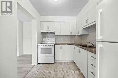2044 Arrowsmith Drive Ottawa ON K1J 7V8