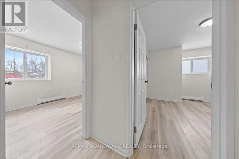 2044 Arrowsmith Drive Ottawa ON K1J 7V8