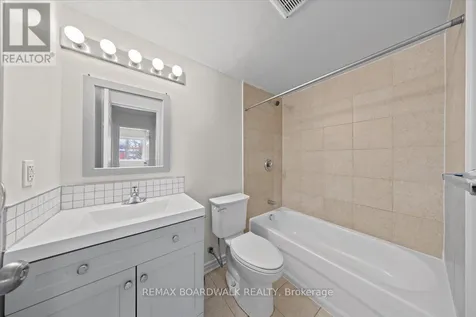 2044 Arrowsmith Drive Ottawa ON K1J 7V8
