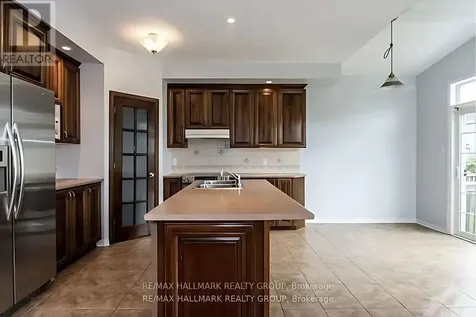 135 Stedman Street Ottawa ON K1T 0B4