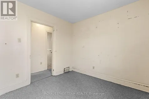 498 Gladstone Avenue Ottawa ON K1R 5N8