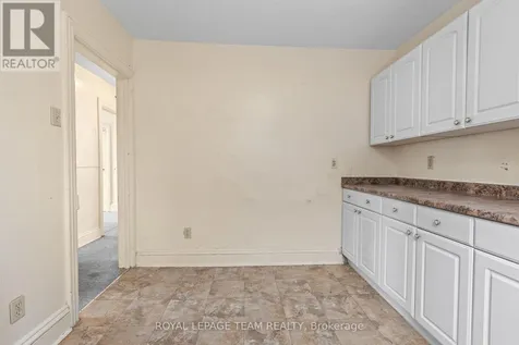 498 Gladstone Avenue Ottawa ON K1R 5N8