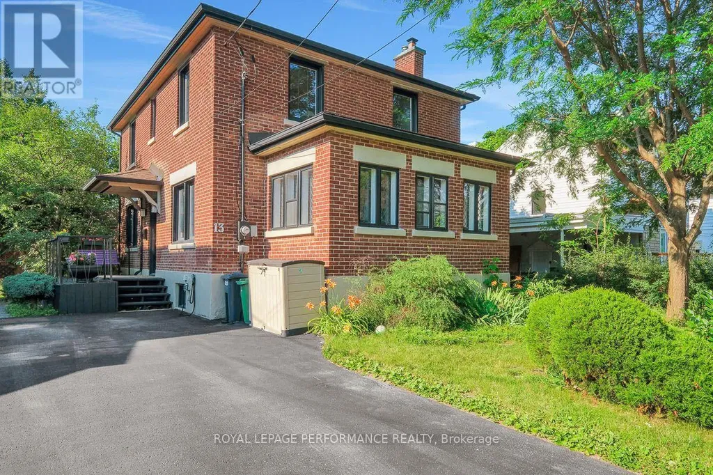 13 Wolff Street Ottawa ON K1K 1K6