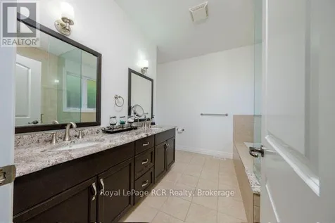 231 Park Street Kincardine ON N2Z 0A5