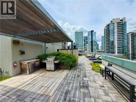 130 Carlton Street Toronto ON M5A 4K3