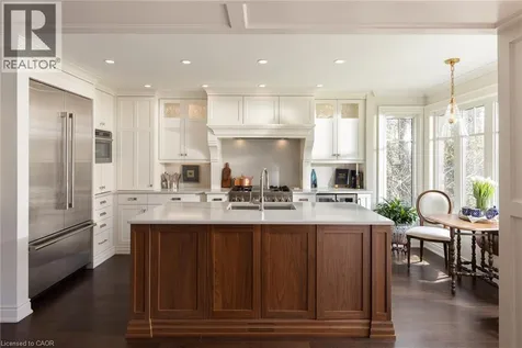 392 Aspen Forest Drive Oakville ON L6J 6H5