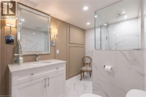 392 Aspen Forest Drive Oakville ON L6J 6H5