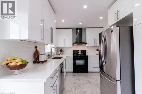 304 Greenfield Avenue Kitchener ON N2C 1E1