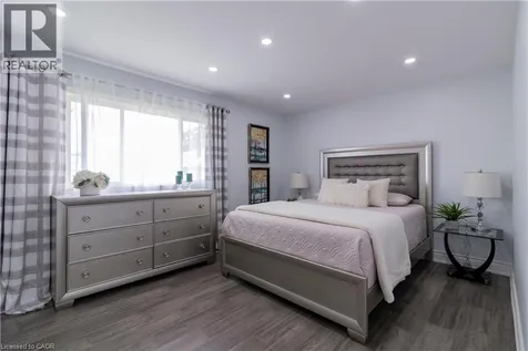 304 Greenfield Avenue Kitchener ON N2C 1E1