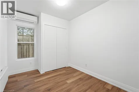 4876 Simcoe Street Niagara Falls ON L2E 1V9