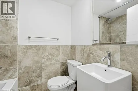 4876 Simcoe Street Niagara Falls ON L2E 1V9