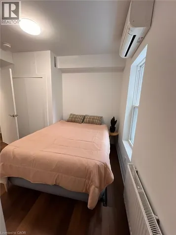 4876 Simcoe Street Niagara Falls ON L2E 1V9