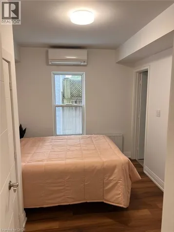 4876 Simcoe Street Niagara Falls ON L2E 1V9
