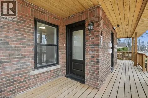 4876 Simcoe Street Niagara Falls ON L2E 1V9