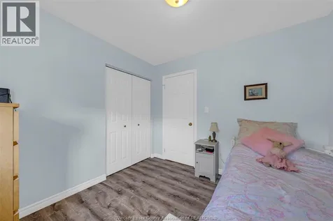 429 Mclellan Avenue Amherstburg ON N9V 4C8