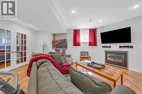 429 Mclellan Avenue Amherstburg ON N9V 4C8