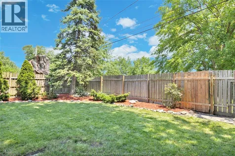 1548 Aubin Road Windsor ON N8Y 4G2