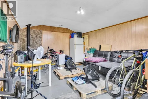 1548 Aubin Road Windsor ON N8Y 4G2