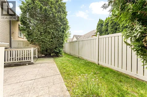 435 Sandpoint Windsor ON N8P 1S3