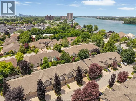 435 Sandpoint Windsor ON N8P 1S3