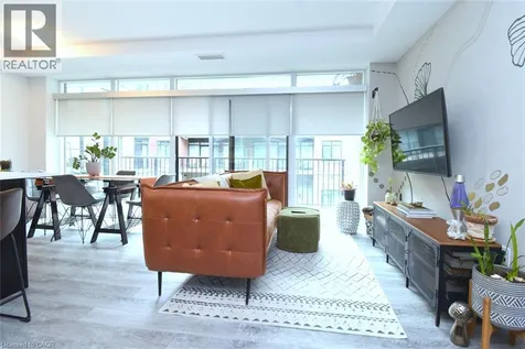 1 Redfern Avenue Hamilton ON L9C 0E6