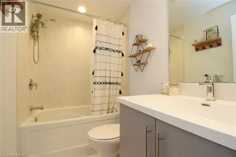 1 Redfern Avenue Hamilton ON L9C 0E6