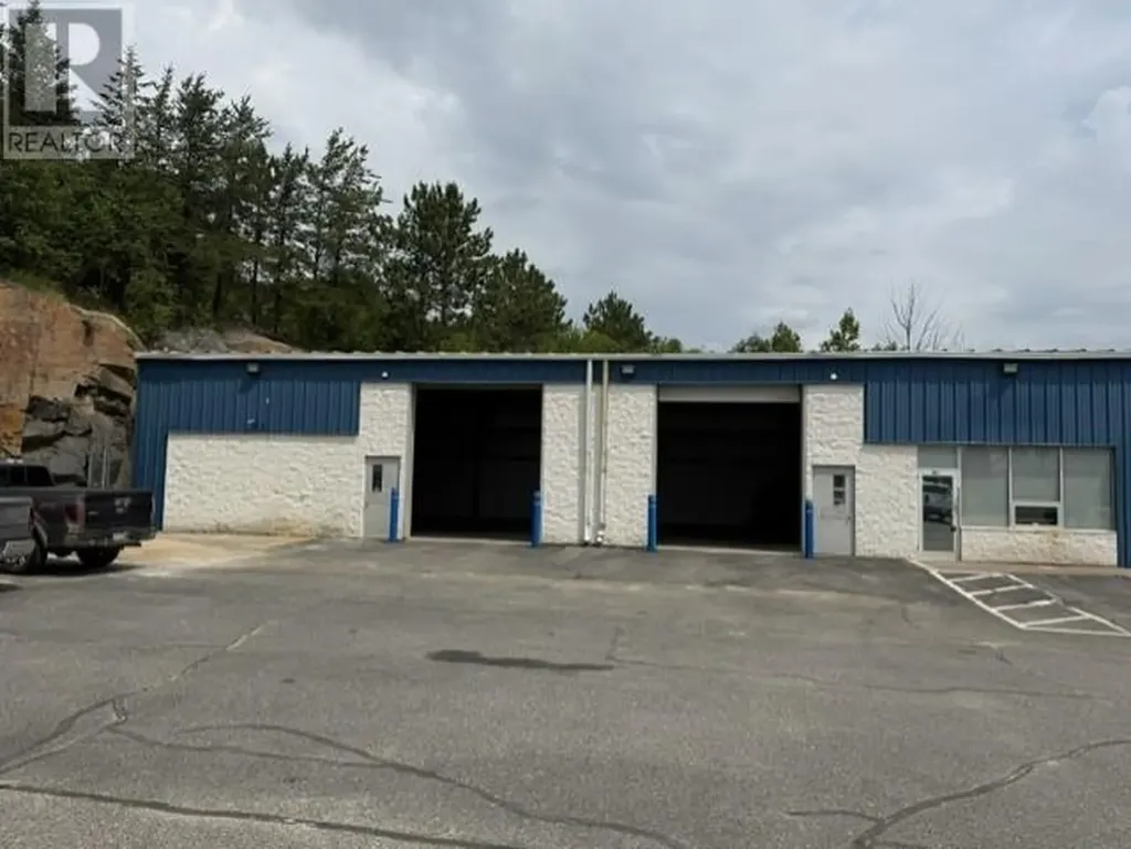 875 Notre Dame Avenue Unit# 303 Sudbury ON P3A 2T2