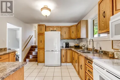 1902 Overbrook Crescent Sudbury ON P3A 5H6