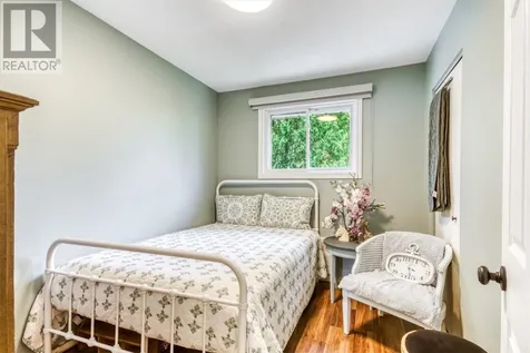 1902 Overbrook Crescent Sudbury ON P3A 5H6