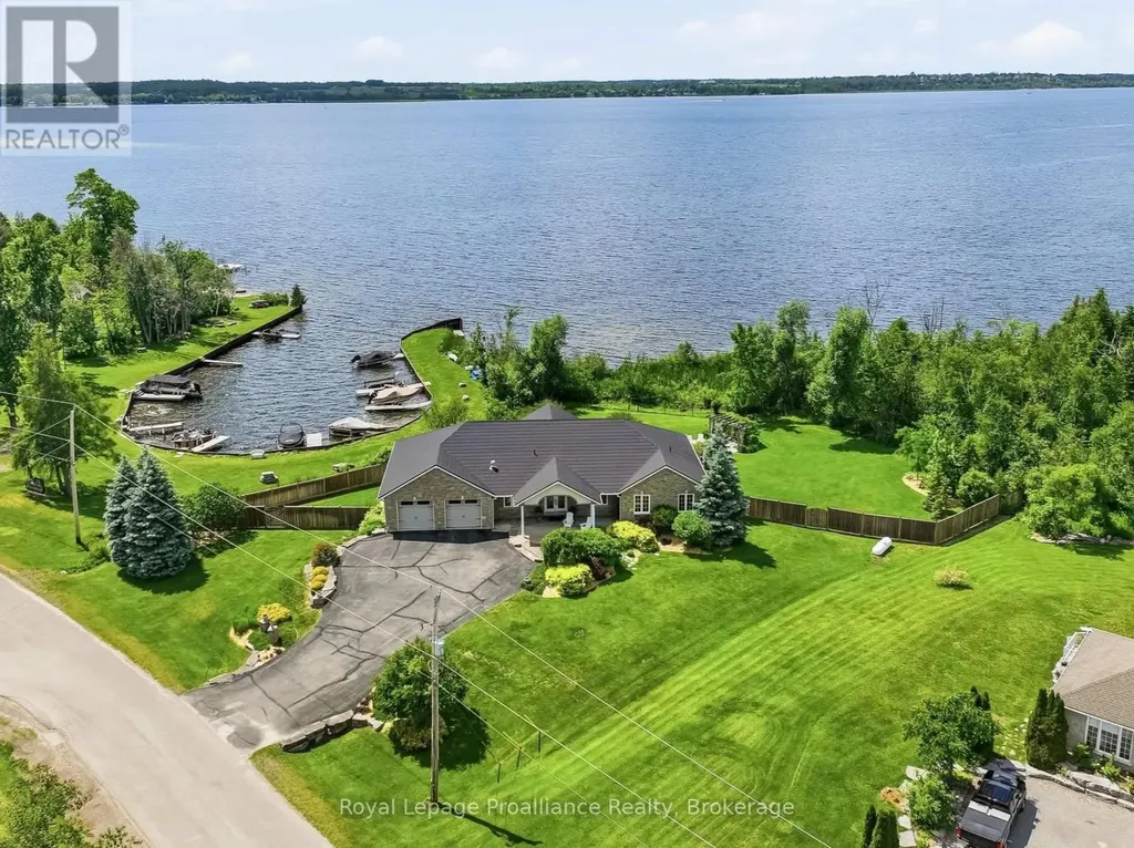 1674 Morris Avenue Selwyn ON K0L 1T0