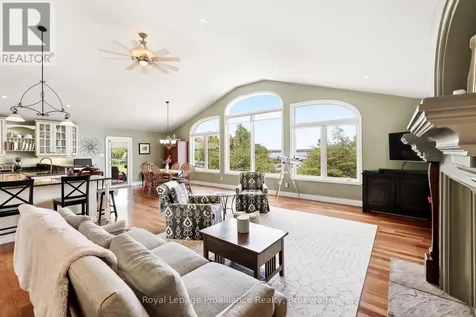 1674 Morris Avenue Selwyn ON K0L 1T0