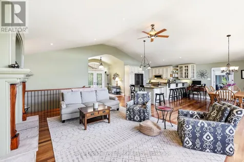 1674 Morris Avenue Selwyn ON K0L 1T0