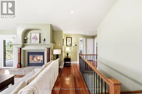 1674 Morris Avenue Selwyn ON K0L 1T0