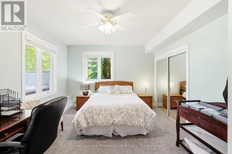 1674 Morris Avenue Selwyn ON K0L 1T0