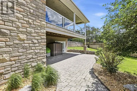 1674 Morris Avenue Selwyn ON K0L 1T0