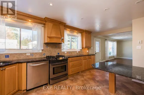 28 Appleford Street Ottawa ON K1J 6T9