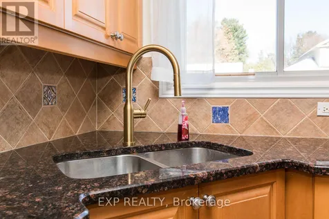 28 Appleford Street Ottawa ON K1J 6T9