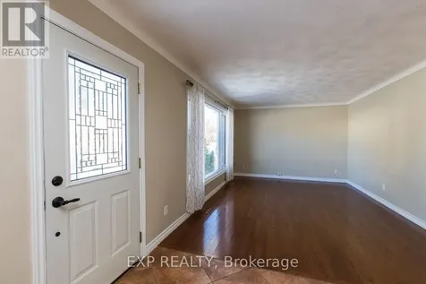 28 Appleford Street Ottawa ON K1J 6T9