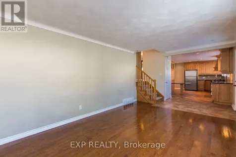 28 Appleford Street Ottawa ON K1J 6T9