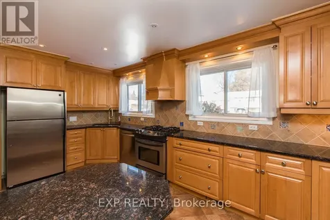 28 Appleford Street Ottawa ON K1J 6T9