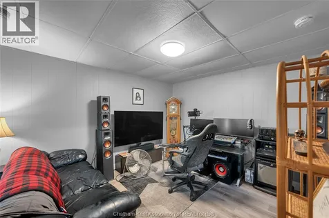 185 Thames Street Chatham ON N7L 2Z3