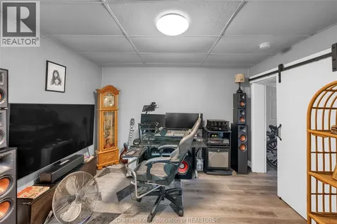 185 Thames Street Chatham ON N7L 2Z3